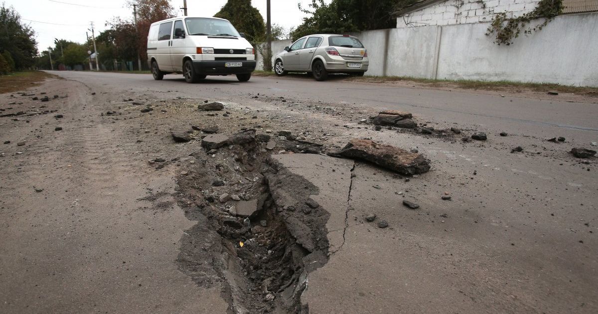 Вибухи на складі боєприпасів в Ічні_13 / © УНИАН