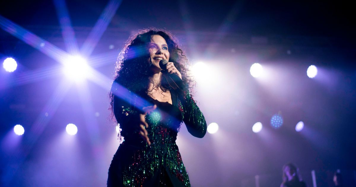 Колготкидегі стриптиз фотосы