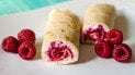 Рулет із лаваша з сиром, абрикосами та малиною