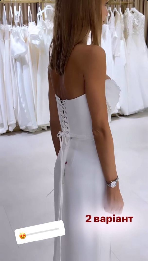 Ирина Сопонару выбирает свадебное платье / © instagram.com/irinasoponaru