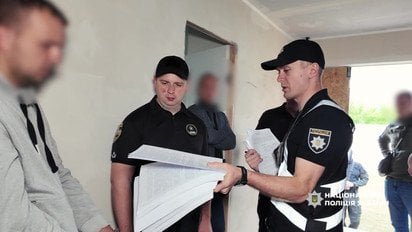 Карний розшук викрив угруповання, яке виготовляло будь-який документ