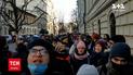 Під Російським Верховним судом протестували проти ліквідації "Меморіалу" | Новини світу