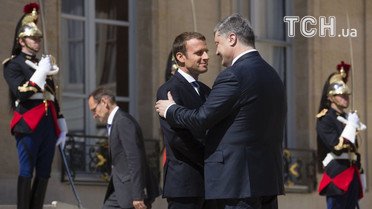 Фото встречи Порошенко и Макрона / © УНИАН