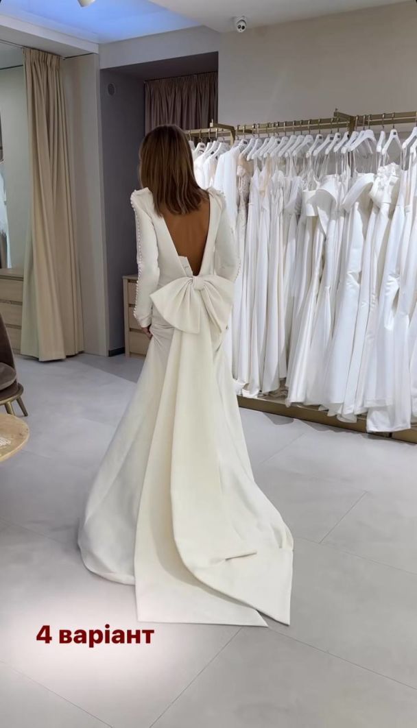 Ирина Сопонару выбирает свадебное платье / © instagram.com/irinasoponaru