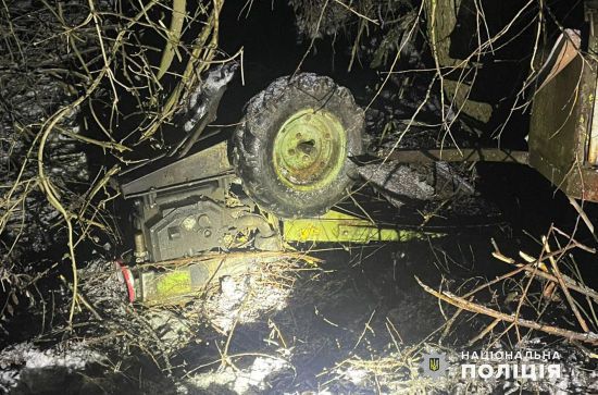 На Хмельниччині сталася смертельна ДТП із водієм мотоблока