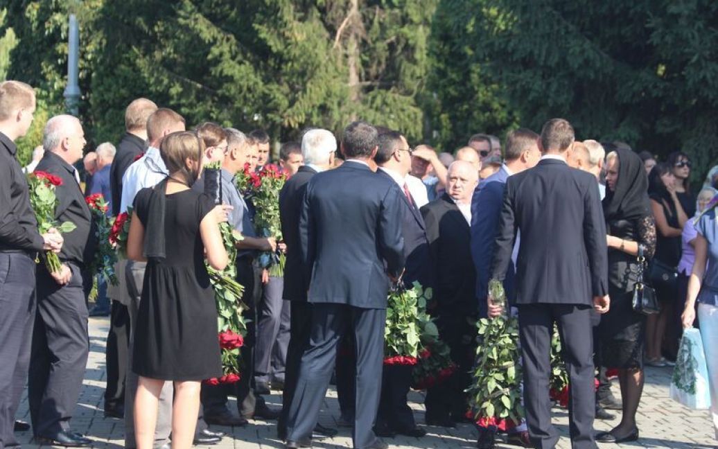 На похороны Еремеева прибыли ряд скандальных политиков / © ТСН.ua