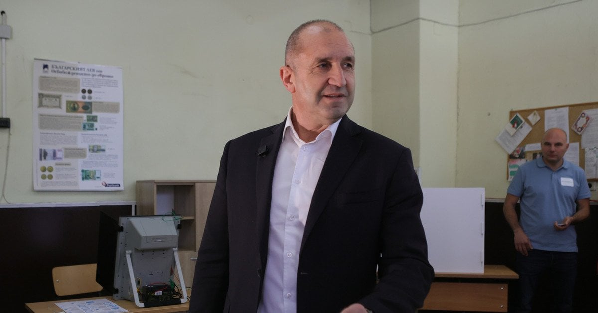 Партія Румена Радева перемагає на виборах у Болгарії