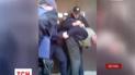 В интернете появилось видео ареста 63-летнего мужчины за торговлю овощами в неположенном месте
