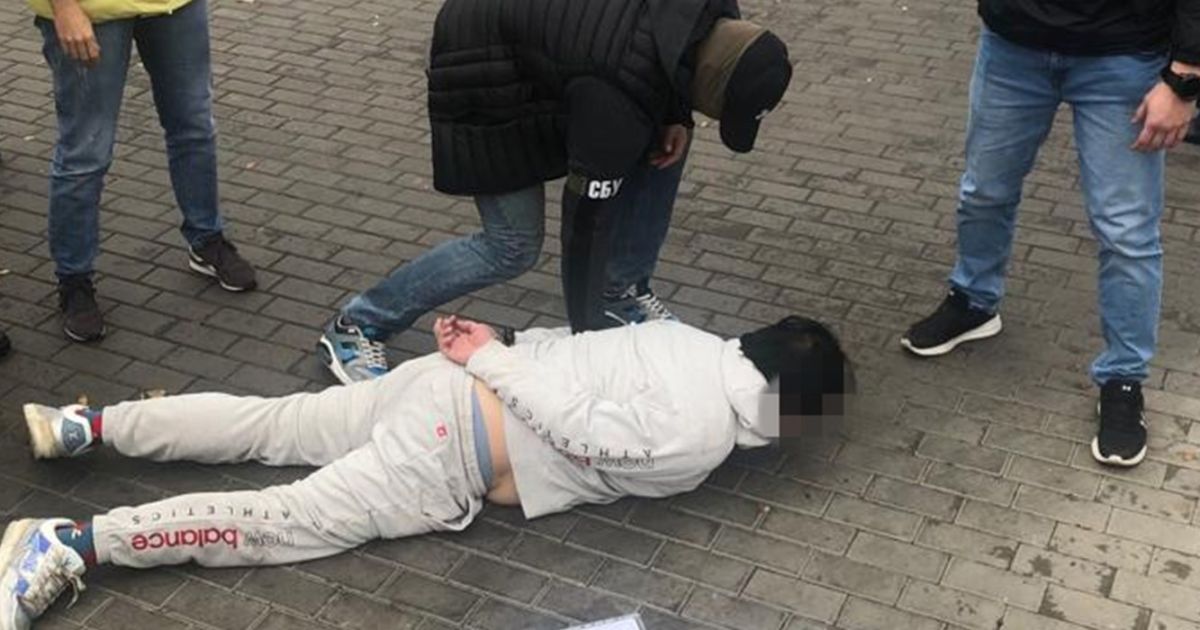 СБУ затримала шпигунів, які "зливали" матеріали таємних військових розробок для однієї з країн Східної Азії
