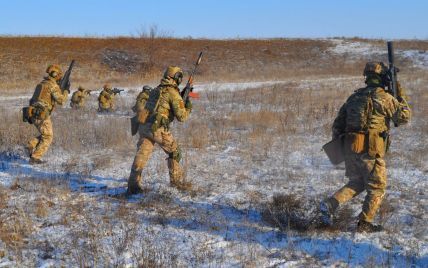 Оккупанты обстреливали из гранатометов и стрелкового оружия: в зоне ООС ранены два украинских военных