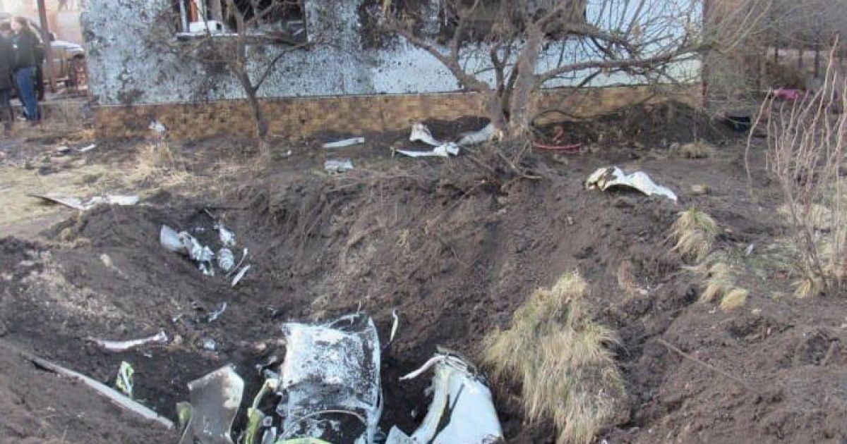 Обстріли Дарницького району Києва: внаслідок руйнування стін одного із будинків загинула місцева мешканка