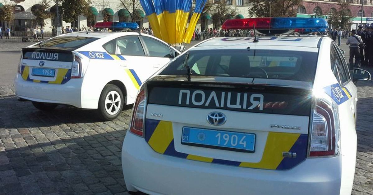 Харьковские полицейские задержали первого нарушителя