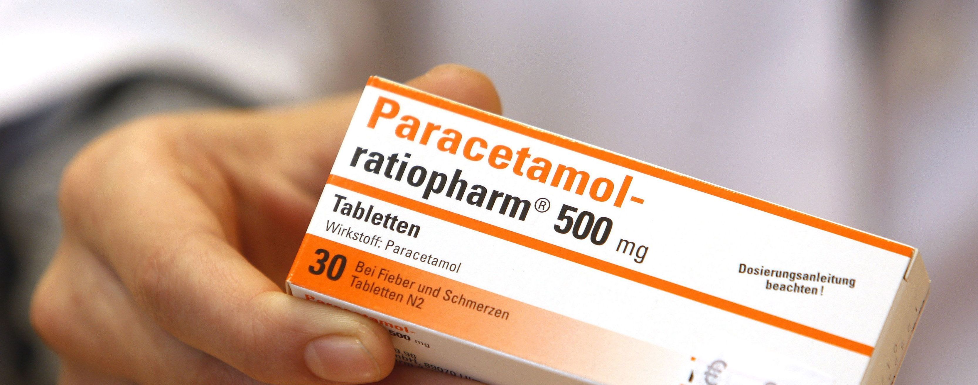Чи вживати парацетамол у разі коронавірусу: поради вчених та фармацевтів