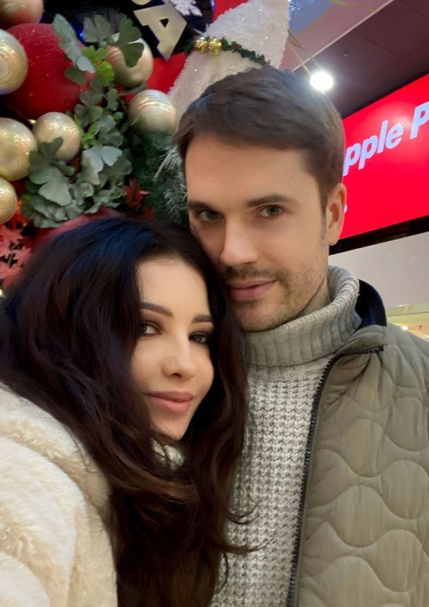 Lama с младшим на 18 лет возлюбленным / © viva.ua