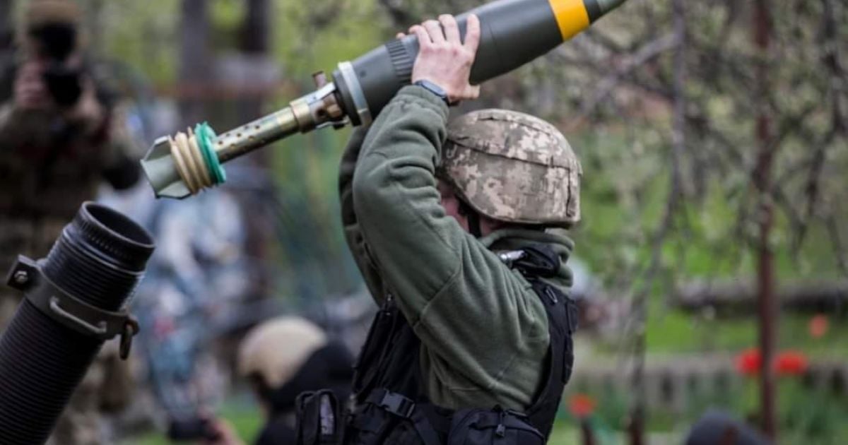 Україні не потрібні чужі території, наголосив Подоляк.