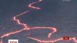 Геологи США показали невероятное видео извержения вулкана Килауэа