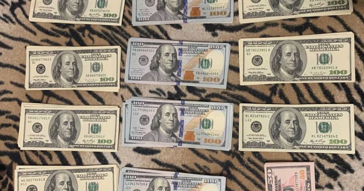 У Києві медпрацівниця та поліціянт організували схему фейкової вакцинації від коронавірусу