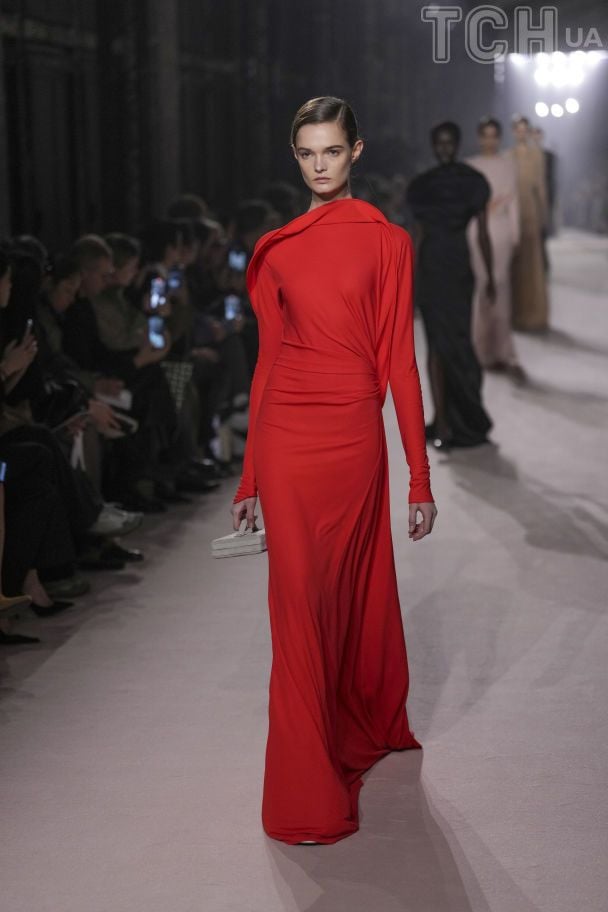 Показ Victoria Beckham осінь-зима 2025-2026 / © Associated Press