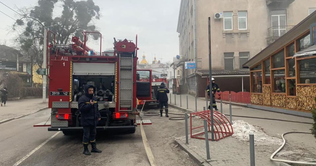пожежа в ресторані у Рівному_10 / © ГУ ДСНС України у Рівненській області