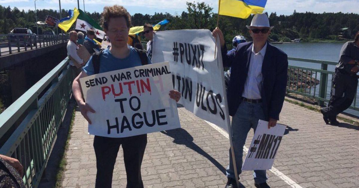 мітинг проти Путіна у Фінляндії_5 / © ТСН.ua