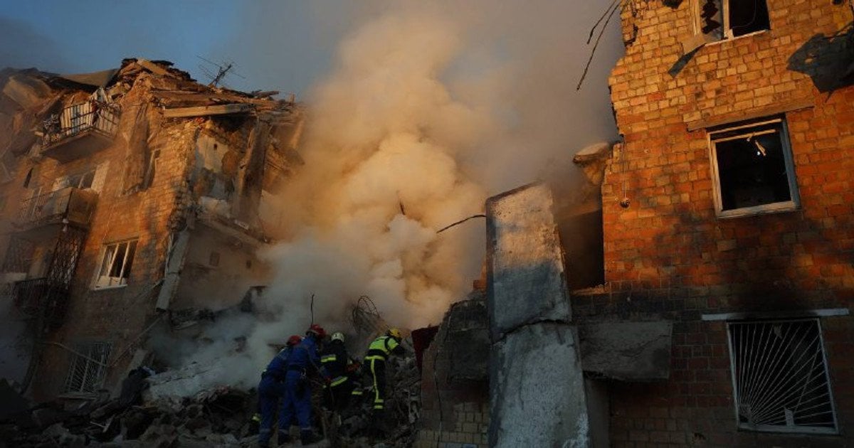 Наслідки ворожого удару по Києву у ніч проти 28 серпня