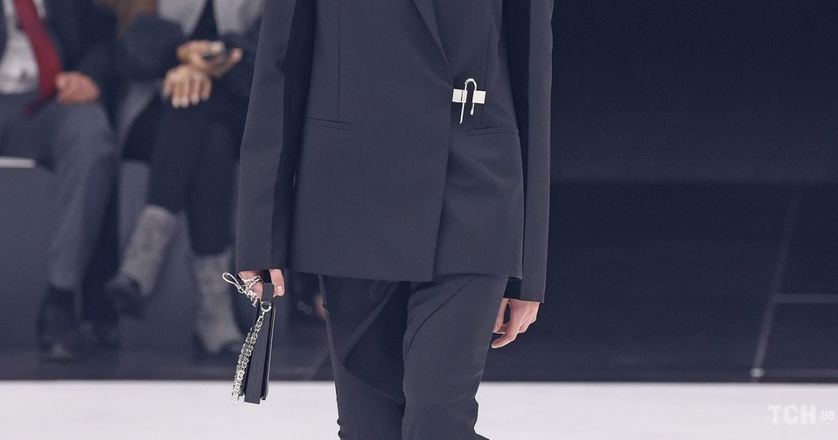 Колекція Givenchy прет-а-порте сезону весна-літо 2022 / © East News