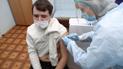 У Полтавській області розпочалася вакцинація від коронавірусу: кому зробили першу ін'єкцію