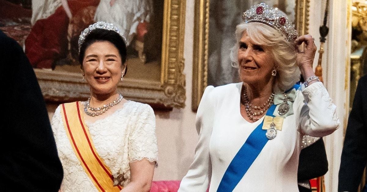 Королева Камілла на прийомі в Букінгемському палаці на честь імператора Нарухіто та імператриці Масако