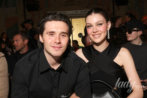 Бруклін Бекхем і Нікола Пельтц зараз / © Associated Press