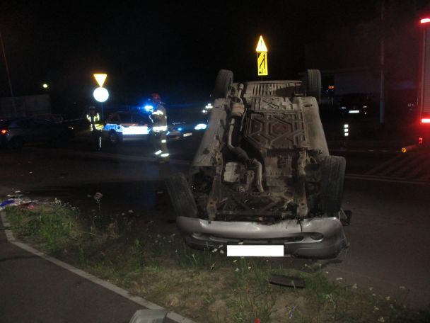 Про це повідомляє місцева поліція міста Гнєзно Великопольського воєводства, де сталася аварія.