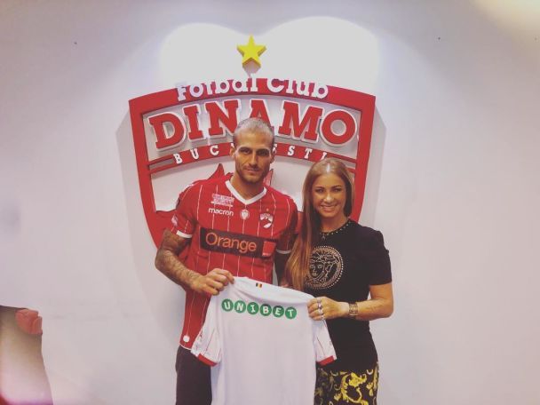  / © instagram.com/anamariaprodanreghecampf/