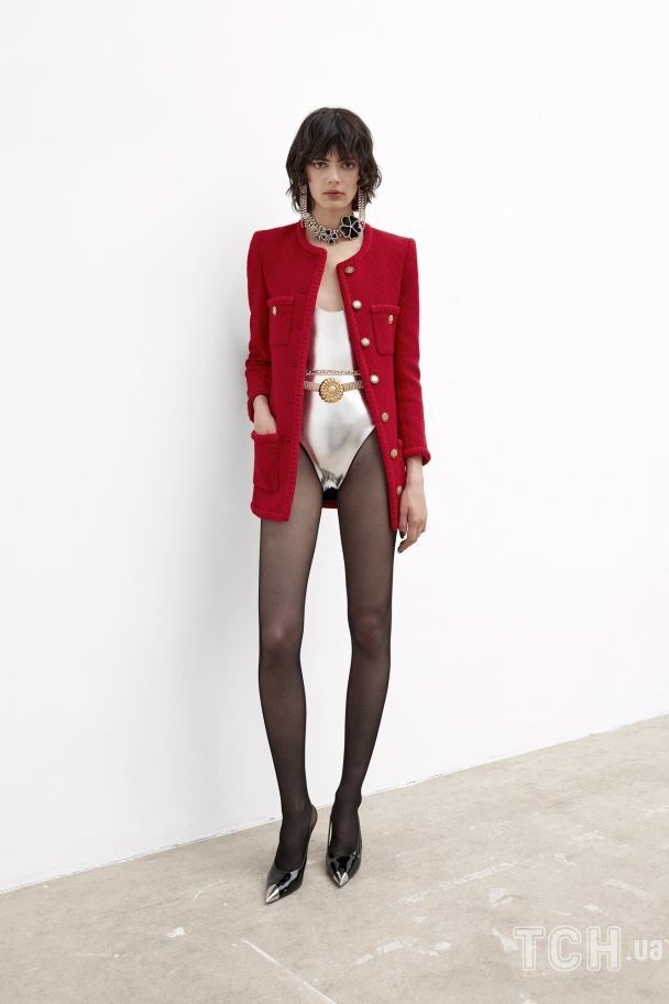Колекція Saint Laurent прет-а-порте сезону осінь-зима 2021-2022 / © East News