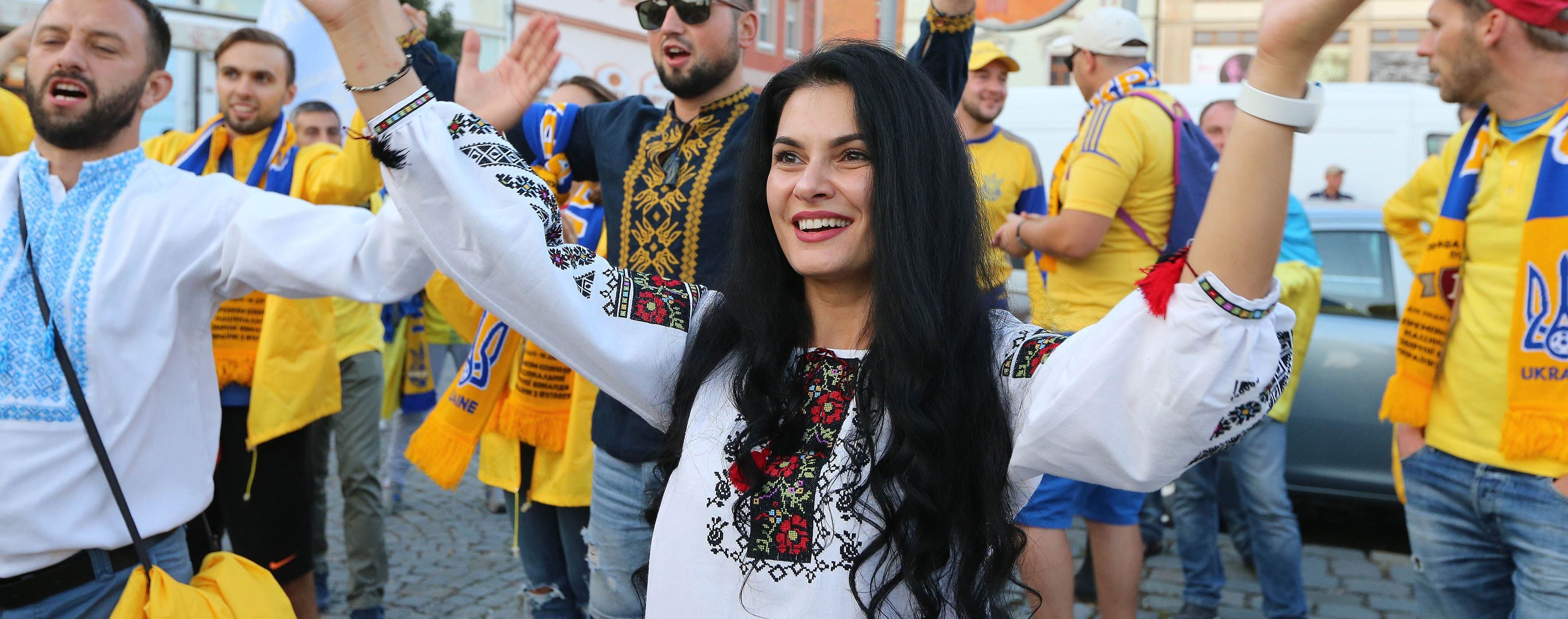 "Ми приїхали і перемогли!" Фанати гучно підтримали збірну України в Чехії