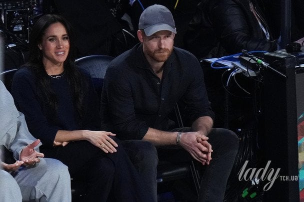 Меган и Гарри на баскетбольном матче / © Associated Press