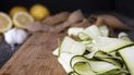 Як приготувати салат з кабачка
