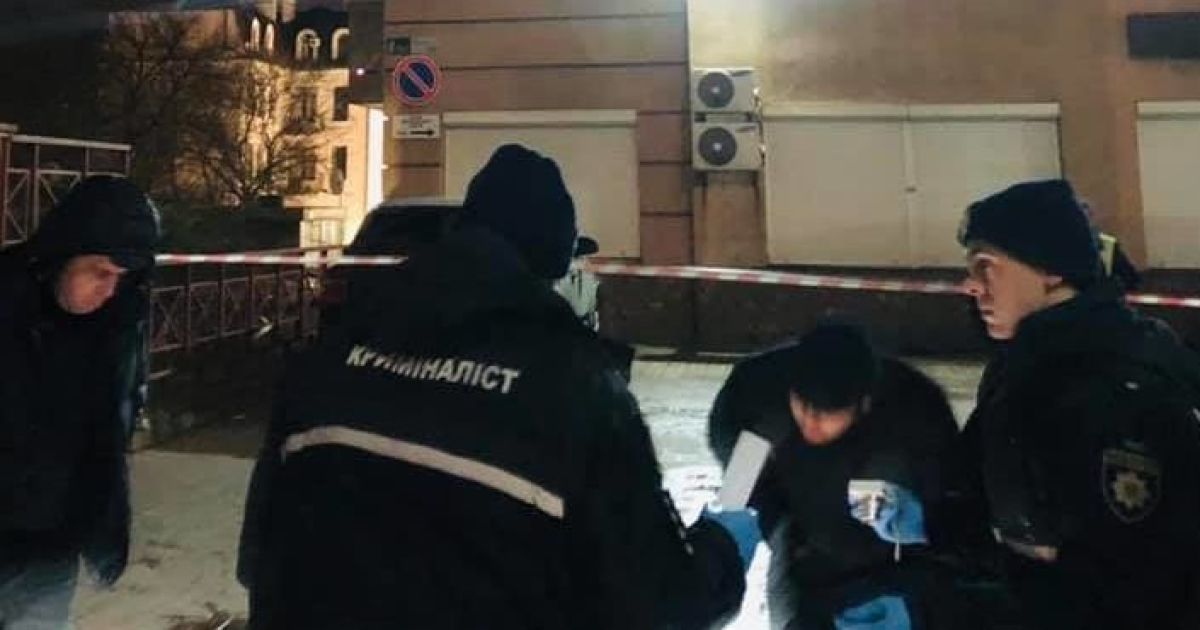 У центрі Києва невідомий застрелив чоловіка і втік