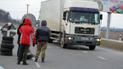 Блокировка транспорта с российскими номерами в селе Солонка Львовской области