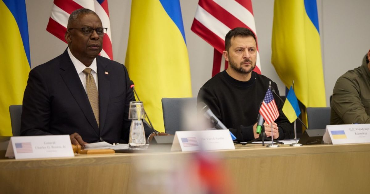 Ллойд Остин отметил, что у Украины есть собственные возможности для ударов по целям на территории РФ