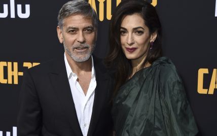 "Стояв на колінах хвилин 20": Джордж Клуні поділився комічною історією свого освідчення