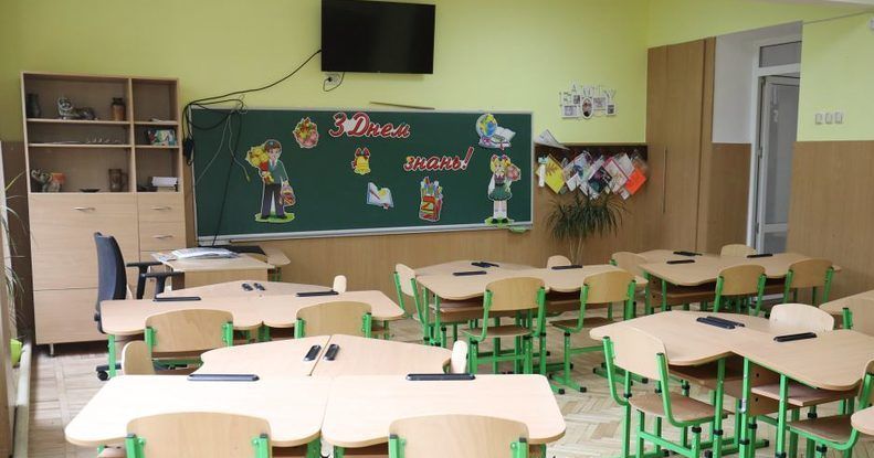 Школы и детсады во Львове возобновили работу в обычном режиме