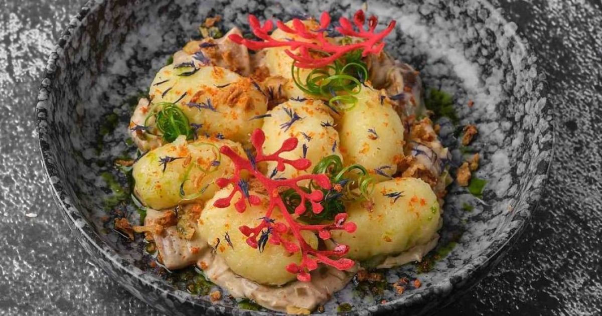 Смачна страва на Різдво: рецепт картопляних книдлів із грибним соусом