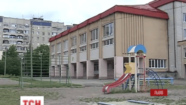 Во Львове 12-летний мальчик погиб, катаясь на велосипеде