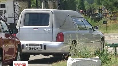 Під Києвом поховали жорстоко вбиту Яну Касьян