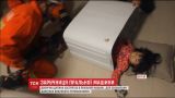У Китаї пожежники врятували дворічну дівчинку, яка застрягла в пральній машині