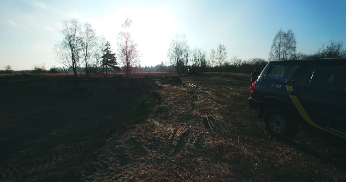 У Чорнобильському заповіднику невідомі незаконно видобували пісок
