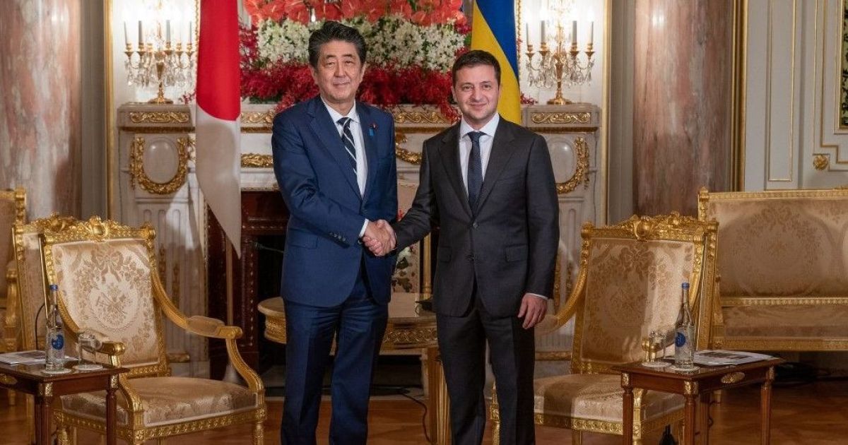 Зеленский в Японии. Президент просил о безвизовом режиме и поблагодарил за инвестиции