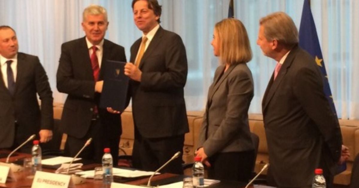 Босния и Герцеговина официально подала заявку на вступление в ЕС
