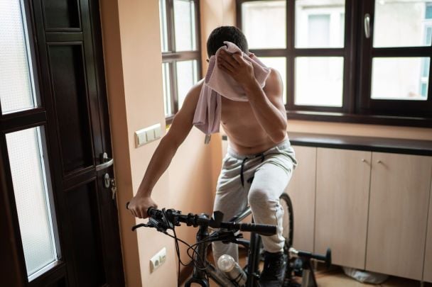 Заняття на велотренажері / © Getty Images
