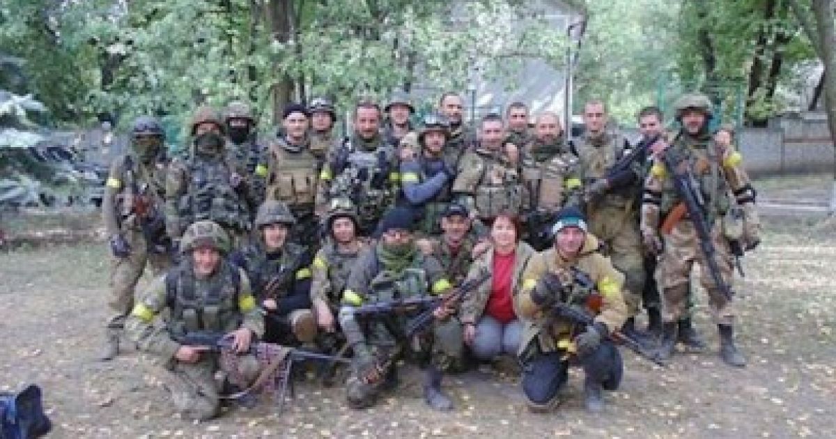 Бійцям "Правого сектора" запропонували вступити в офіційний підрозділ сил АТО.