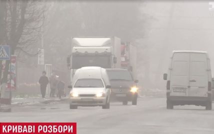 Под Киевом BMW сбила и почти два километра протащила по асфальту мужчину